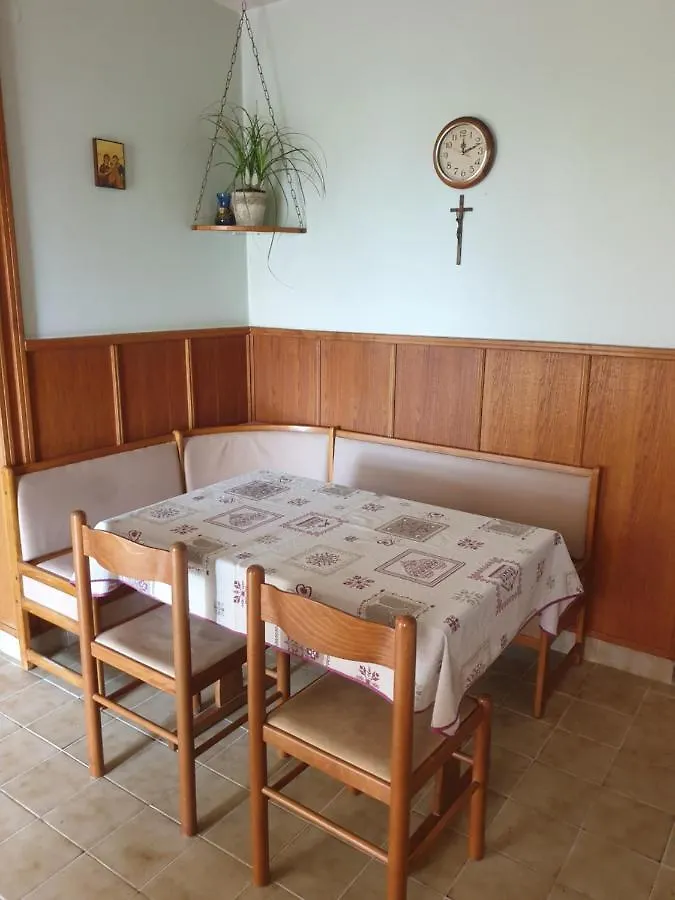 Apartments Davorka Banjol Croatia