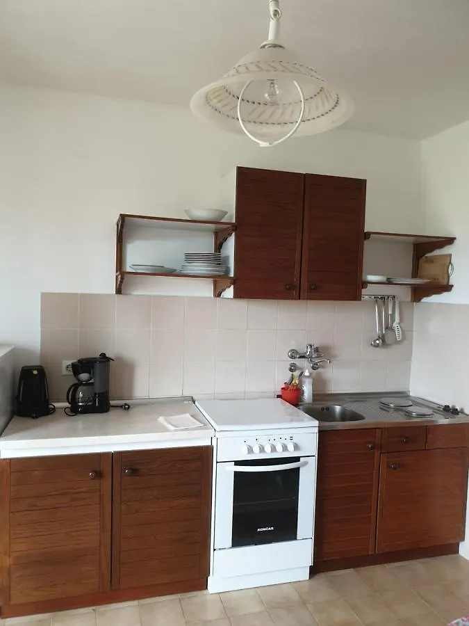 Apartments Davorka Banjol
