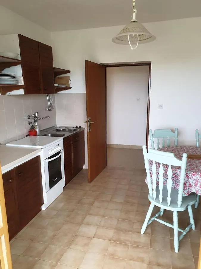 Apartments Davorka Banjol